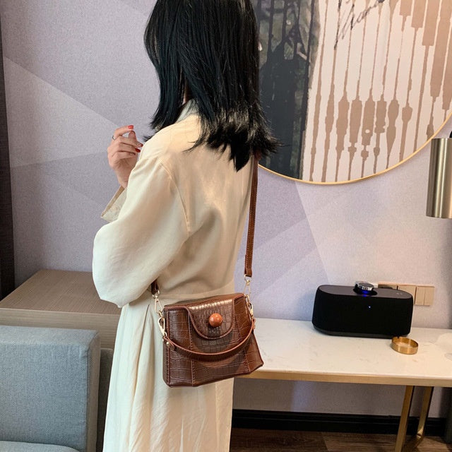 Hotluxebag Trendy Fashion Bucket Bag Large Capacity PU Leather Handbag